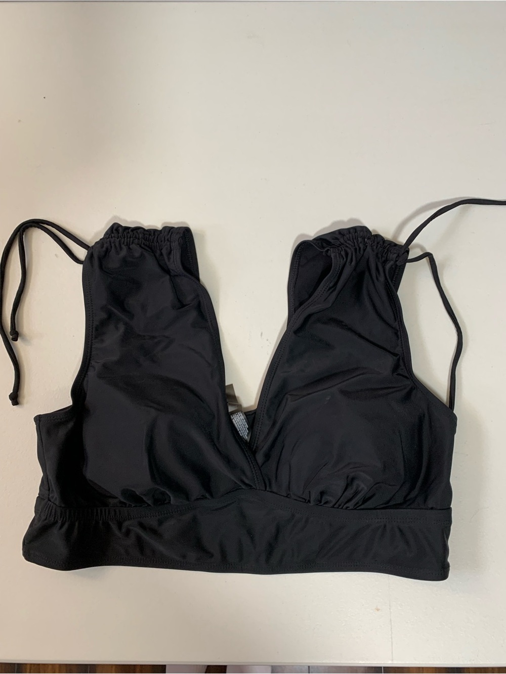 Torrid NWT plus size 0 black low cut swim bikini top 865